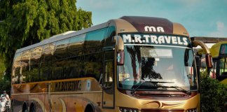 Jak wybrać autokar dopasowany do tematyki szkolnej wycieczki? Intransgroup - autokary na wycieczki szkolne.jpg